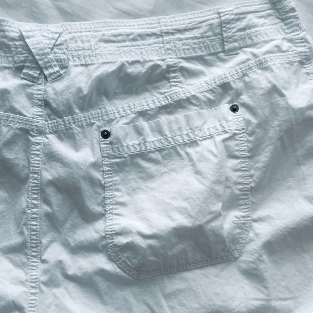INC International Concepts white cargo shorts with pockets size 20W - Picture 5 of 10